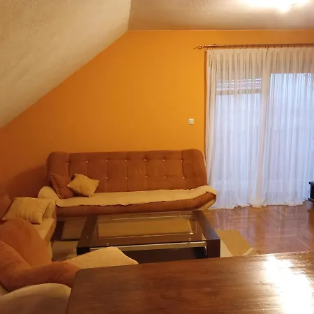 Apartman Mona